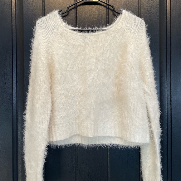 Silky Fuzzy Sweater - Picture 3 of 7